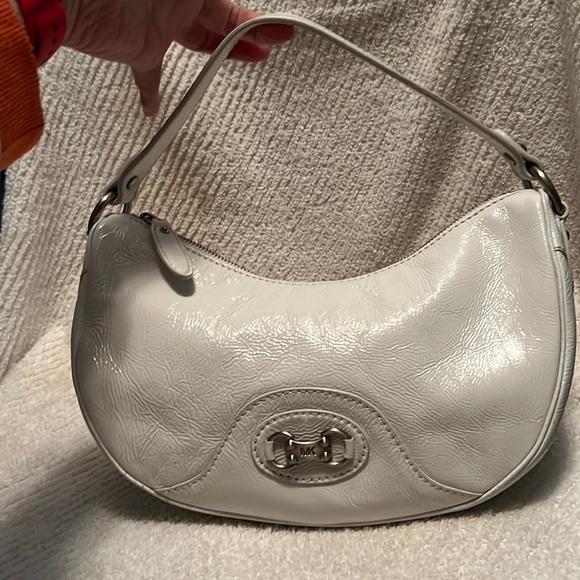 Michael Kors Handbags - Michael Kors bag.